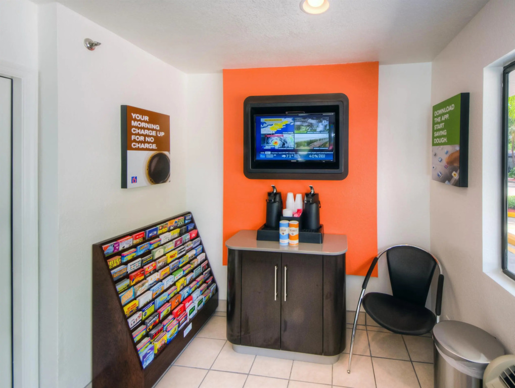 Motel 6-Bradenton, FL
