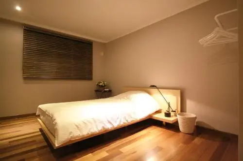 Guesthouse Gangnam — Female Only (гостевой дом для женщин)