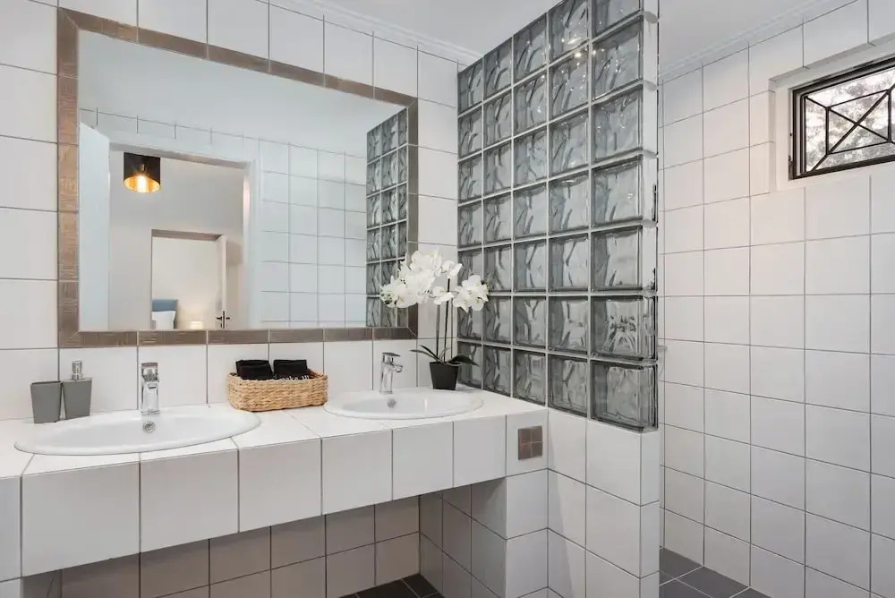 Elaia House Glyfada