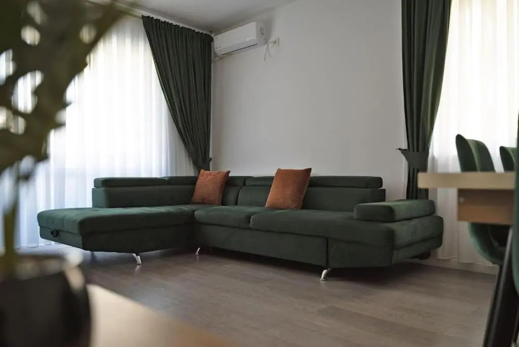 Apartament cu 3 camere Prima Universității