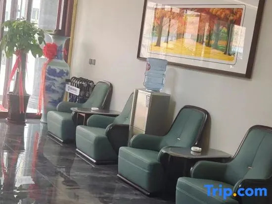 Xinhang Business Hotel (Lanzhou New District Zhongchuan International Airport)