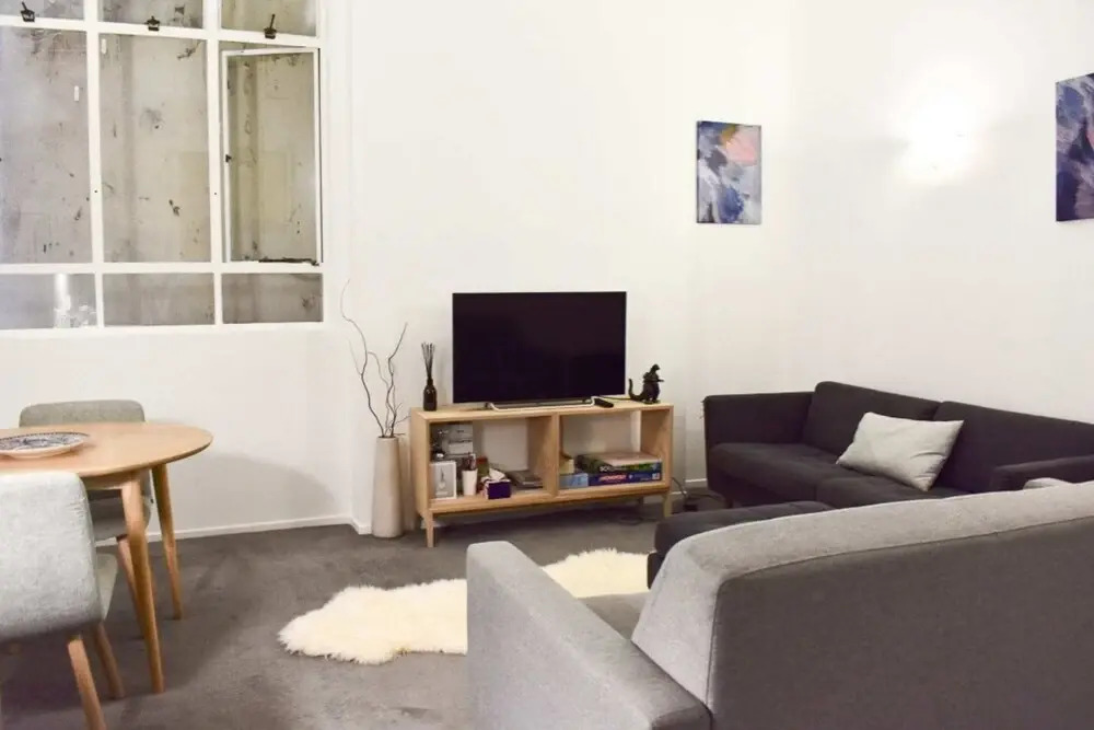 Stylish Queen Street Loft-style 1 Bedroom