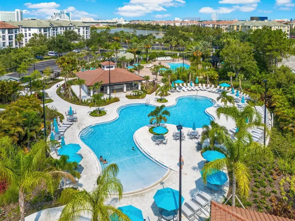 Luxury Lakeview Penthouse, Vista Cay Orlando 1025