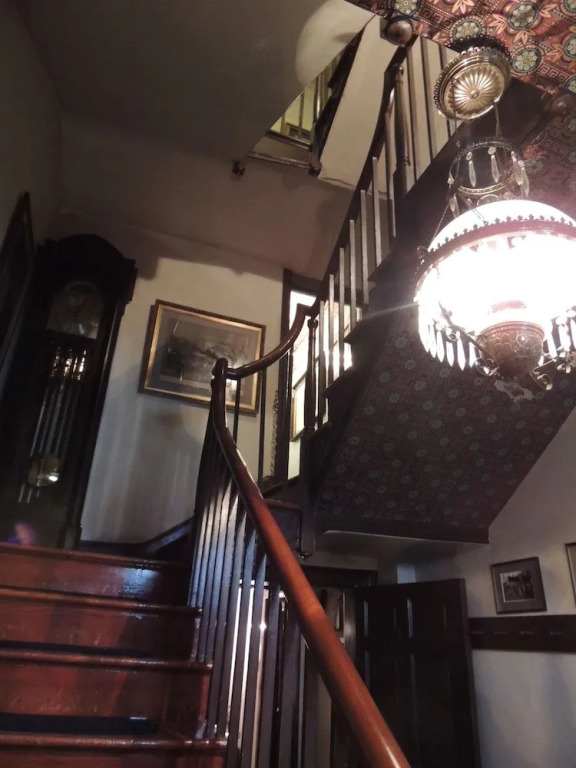 Historic Farnsworth House Inn