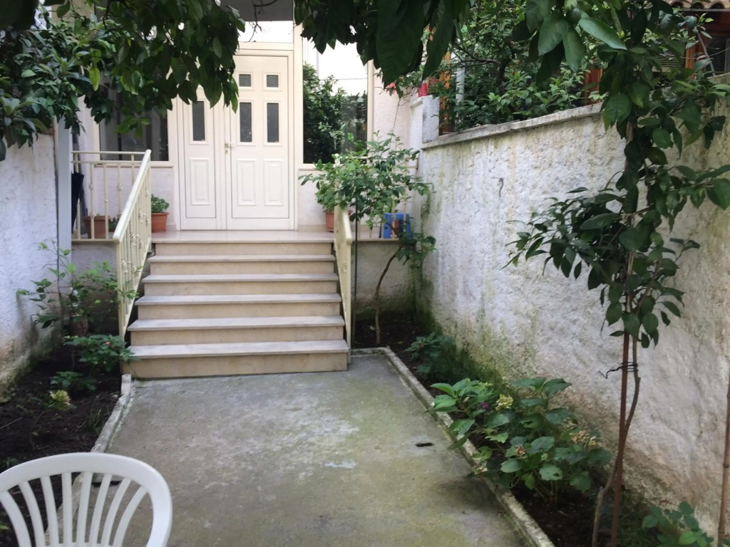 Nina Guest House