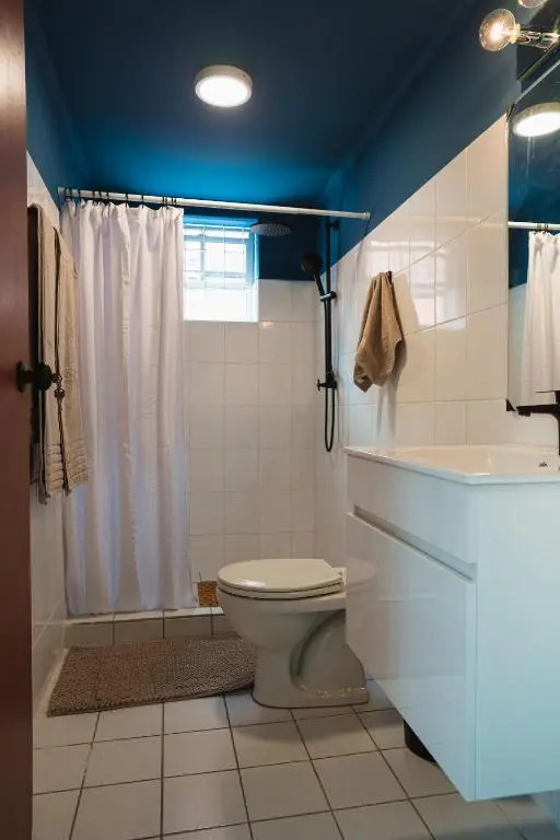 Great 2bdrm app in Downtown Otrobanda with free parking on premises