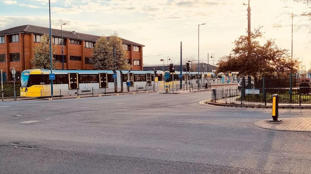 Sabooking Salford
