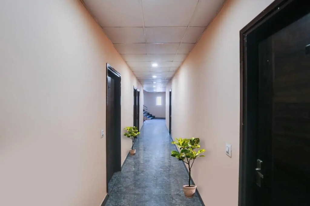 OYO Flagship 80701 Gour Stay Inn