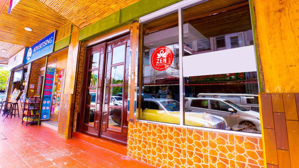 ZEN Rooms Kampung Air