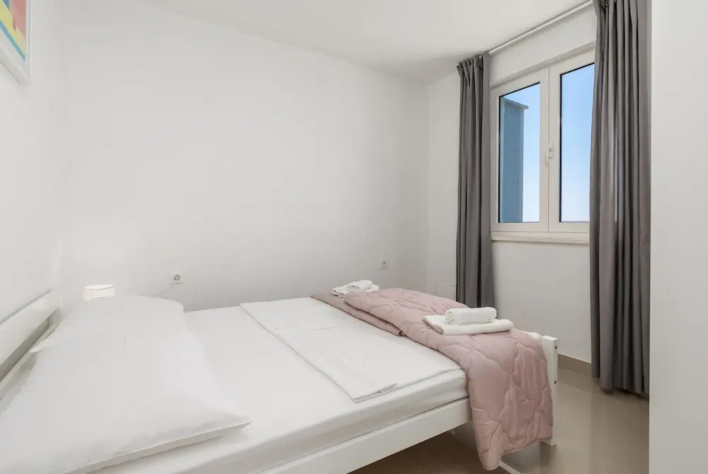 Awesome Apartment in Lukovo Sugarje With Wifi and 3 Bedrooms