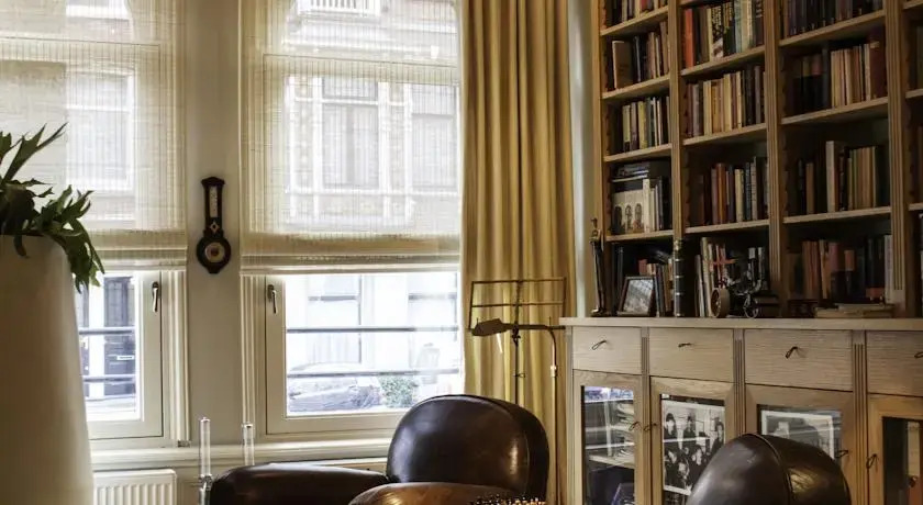 Dashwood Bed And Breakfast Amsterdam