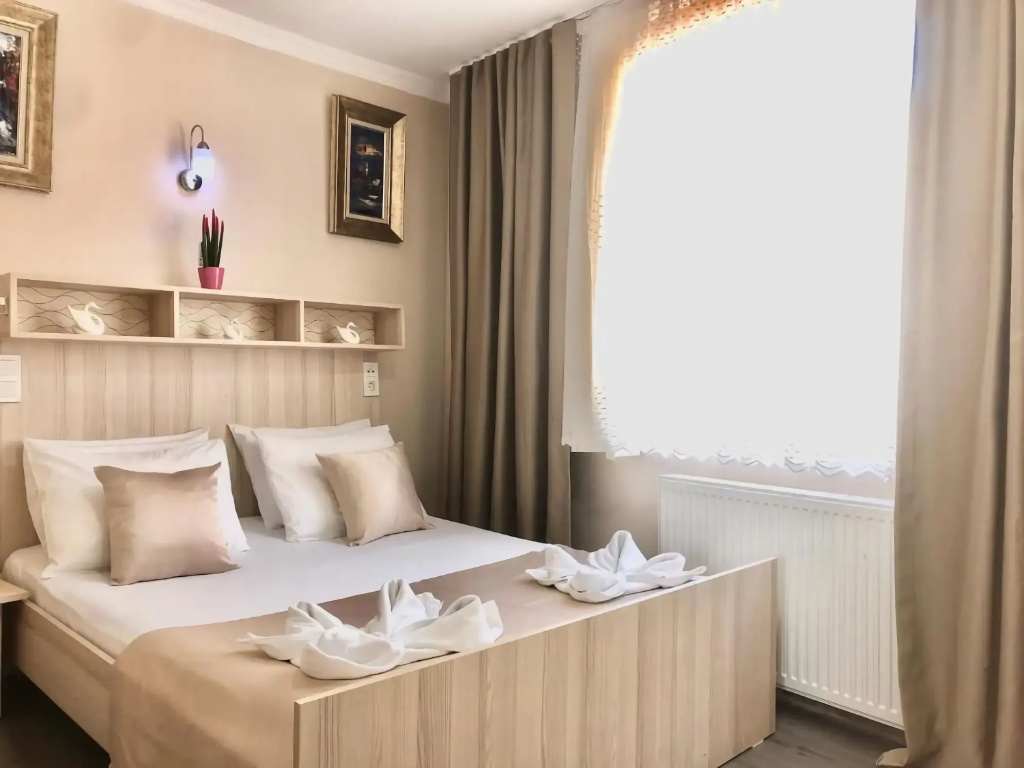 Carvan hotel