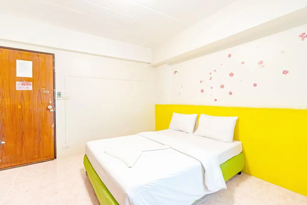 Alanda Hotel & Apartment Pinklao Bangkok