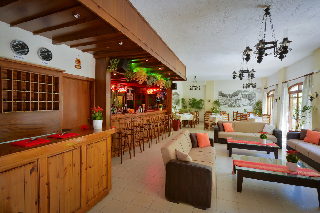 Floral Hotel