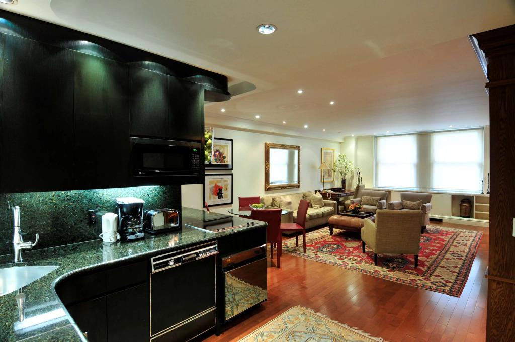 Lombardy Hotel