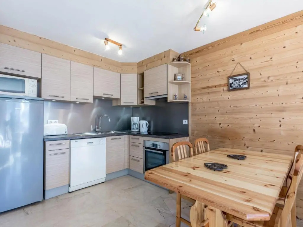 Appartement La Clusaz, 2 pièces, 4 personnes - FR-1-304-14