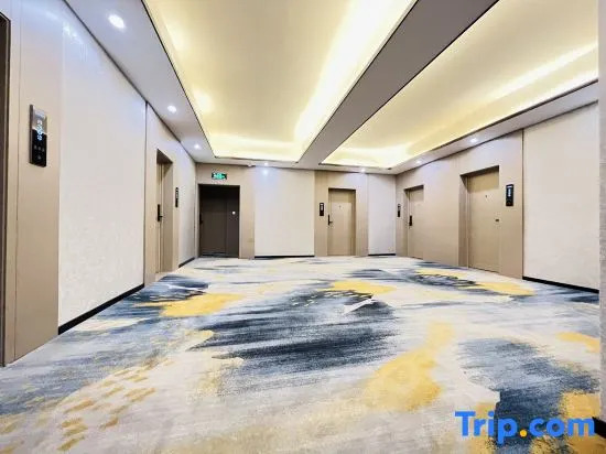 Zhicheng Select Hotel (Yongzhou Vocational and Technical School)