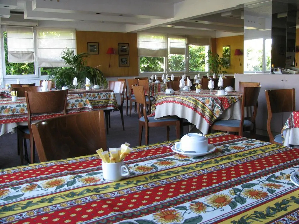 LEscale dAlès HOTEL