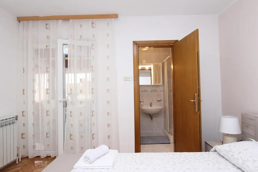 Apartments Divna