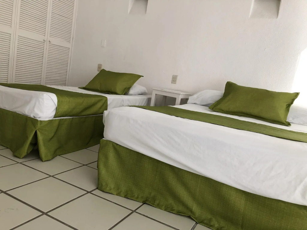 Casa Mexicana La Reyna