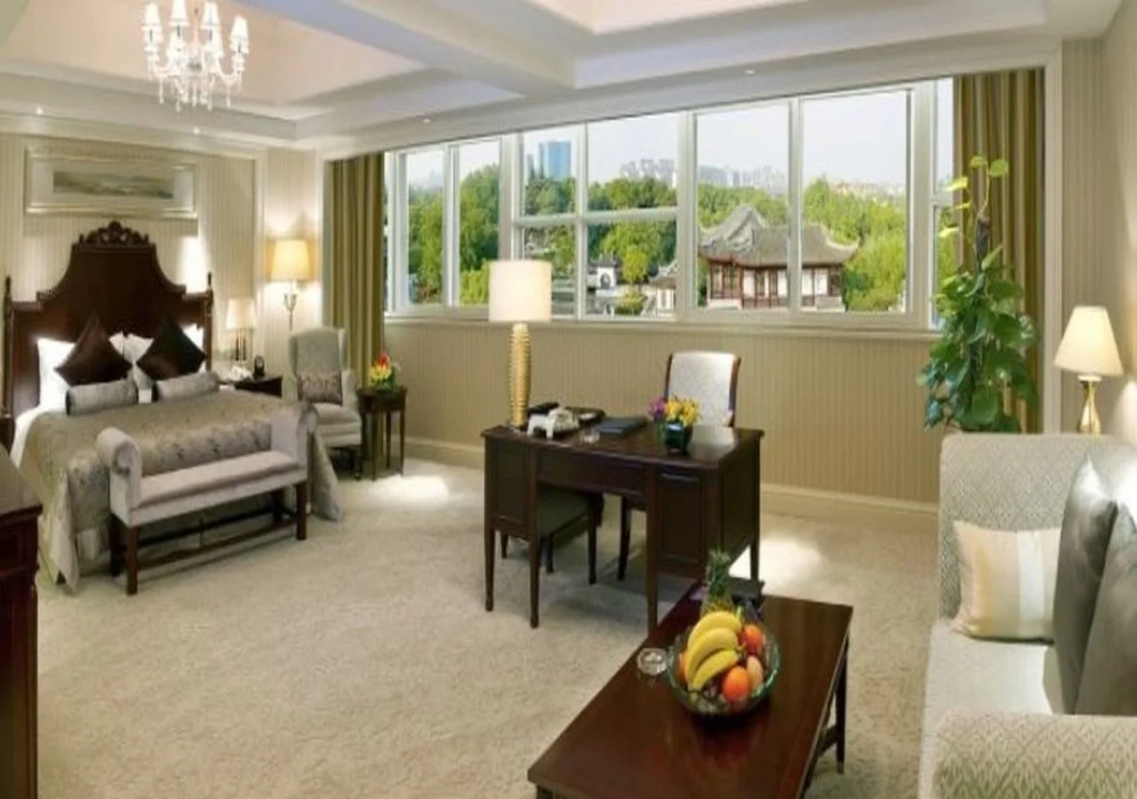 Days Hotel & Suites Fudu
