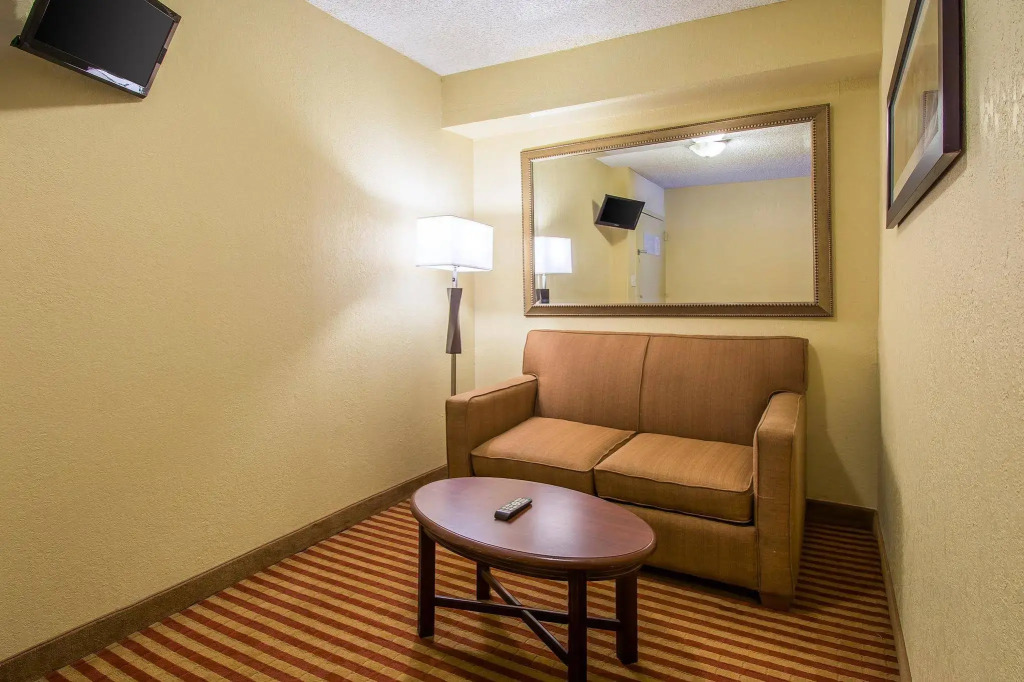 The Adventure Hotel by the Parks