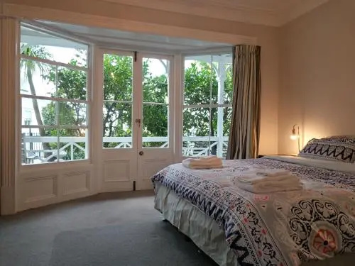 Western Springs Villa to Auckland Central Heritage Villa