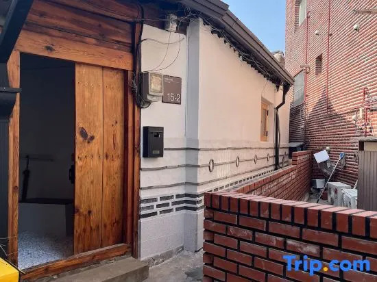 HausDa SuChon Private Yard Hanok 2BR 3BED SofaBed 8Table 5Guest
