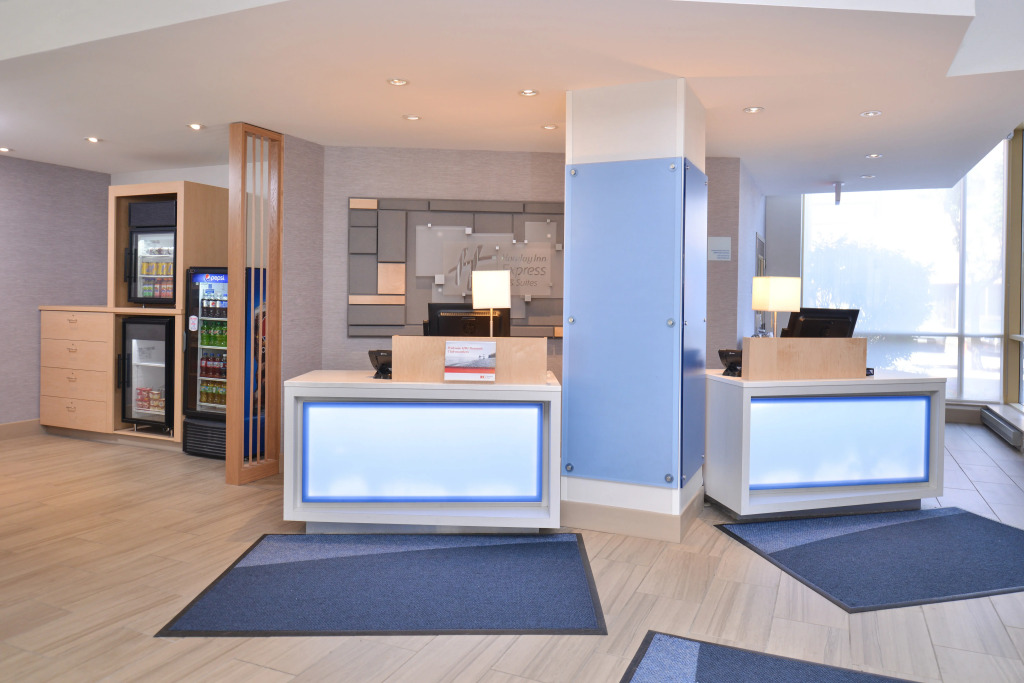 Holiday Inn Express & Suites Buffalo Downtown, NY