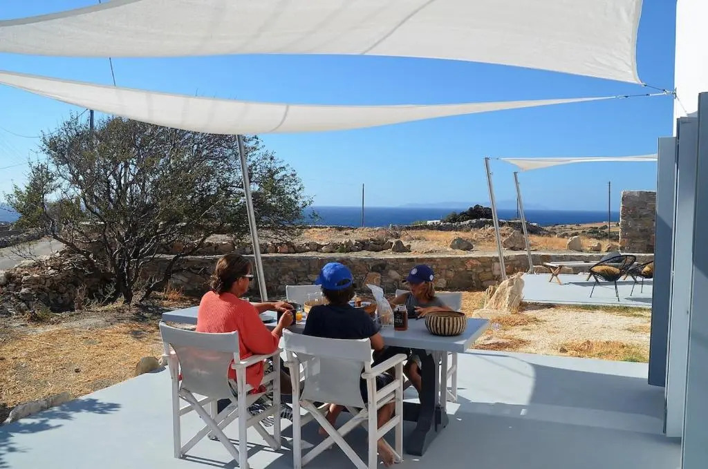 The Hedonist Square cycladic house with sea view
