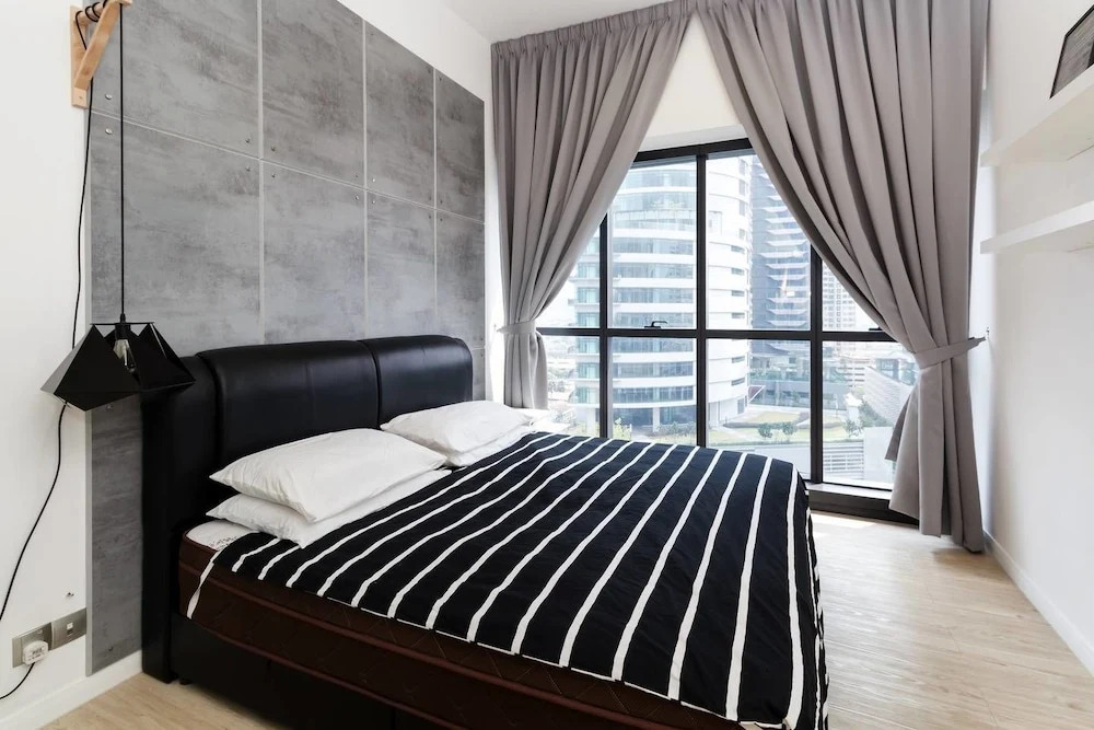 Cozy 2BR in Klcc With Top Notch Facilities