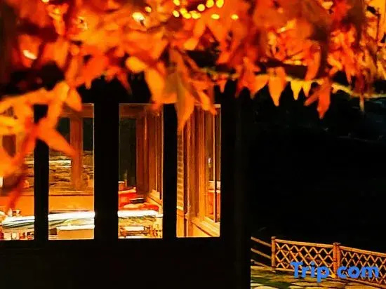 Tengri Khagan · Weizhou Manor