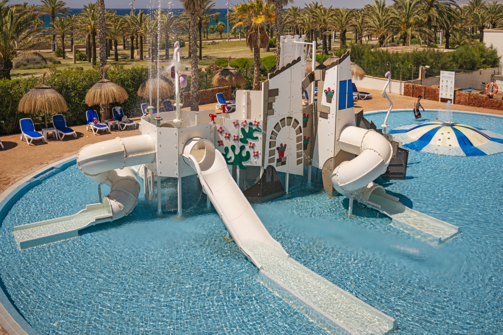 Hotel Cabogata Jardín