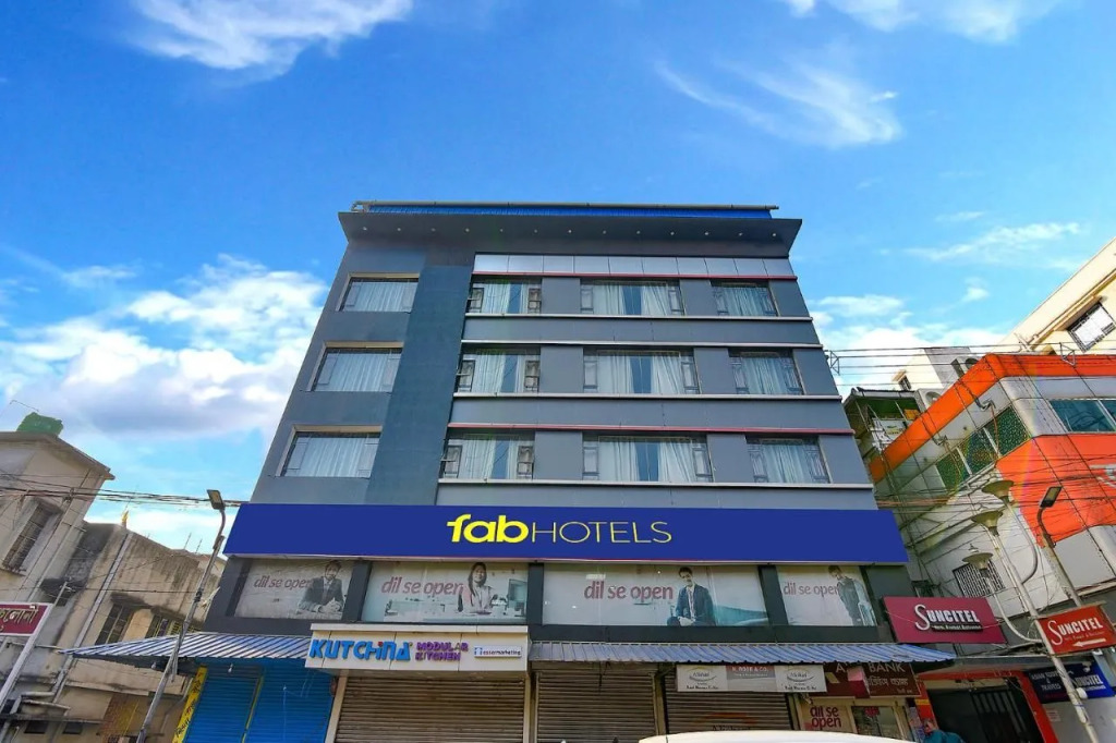 Townhouse Suncitel Near Kolkata Airport