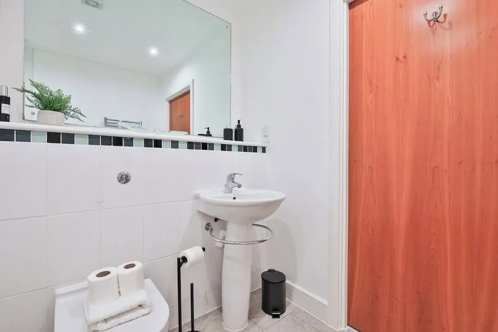 Just Stay Wales Beautiful 1 Bed Flat - Marina View