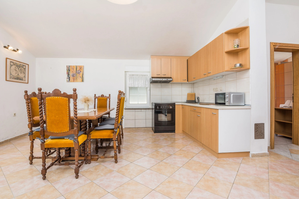 Seaview Apartment Varga 3