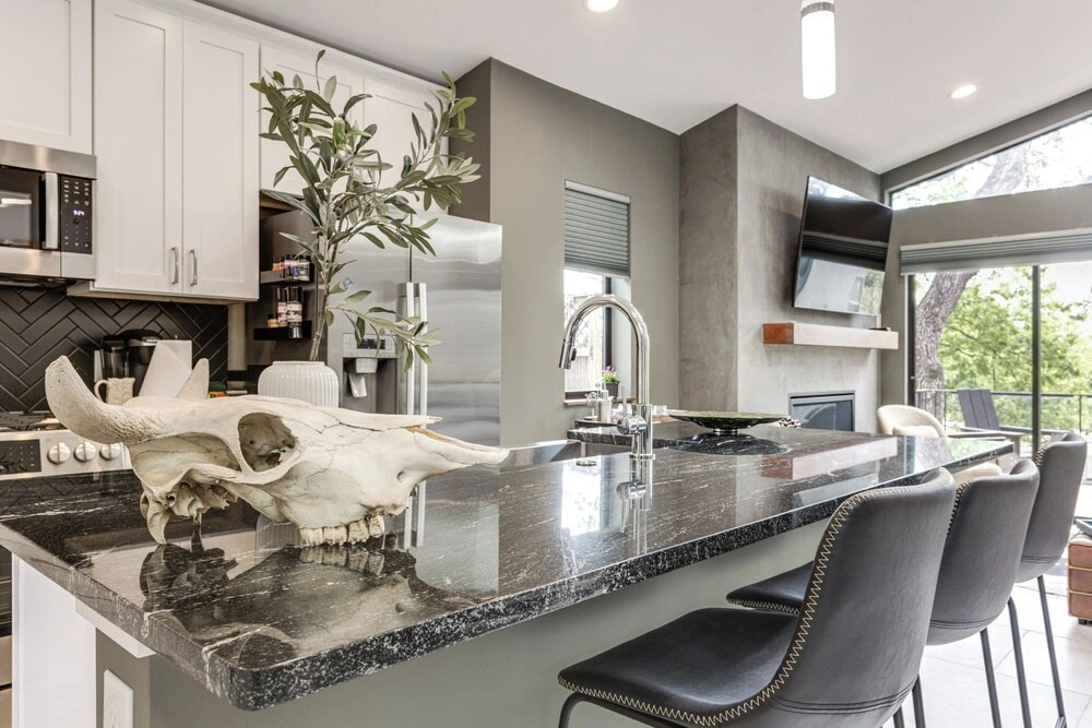 Modern Home w/ Hot Tub in Austin, Pets Welcome