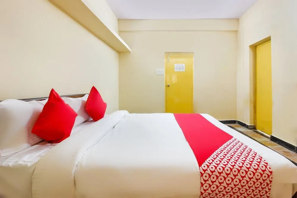 Hotel O Sai Residency Near SR Nagar metro station