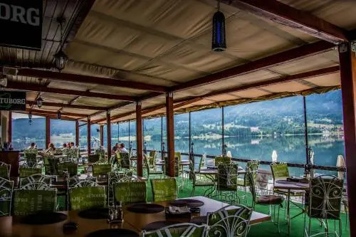 Fisherman's Resort
