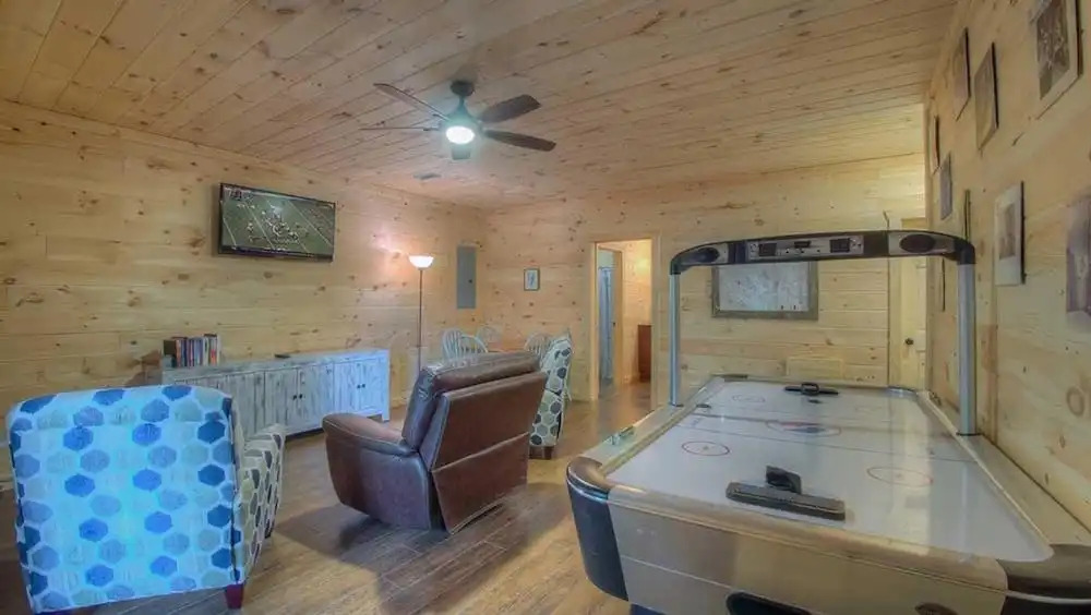 Windy Valley Retreat by Escape to Blue Ridge