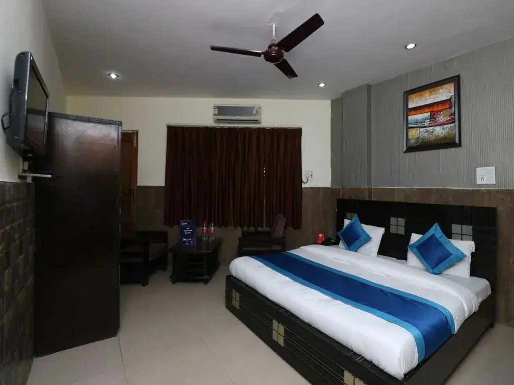 Hotel Dev Palace, Badrinath road, Tapovan- Rishikesh