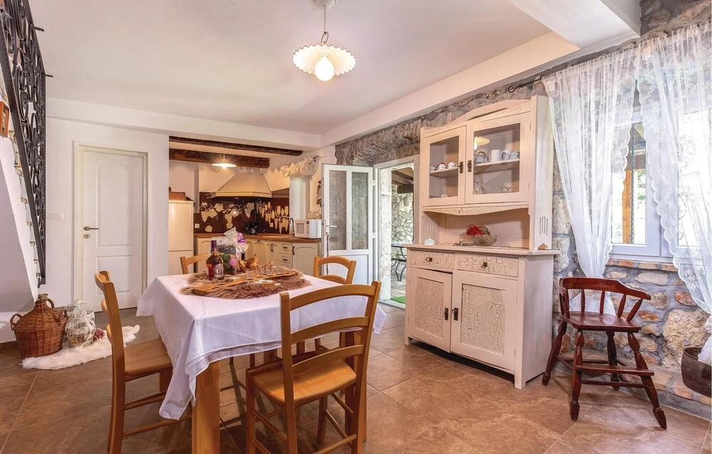 Awesome Home In Novi Vinodolski With Wifi