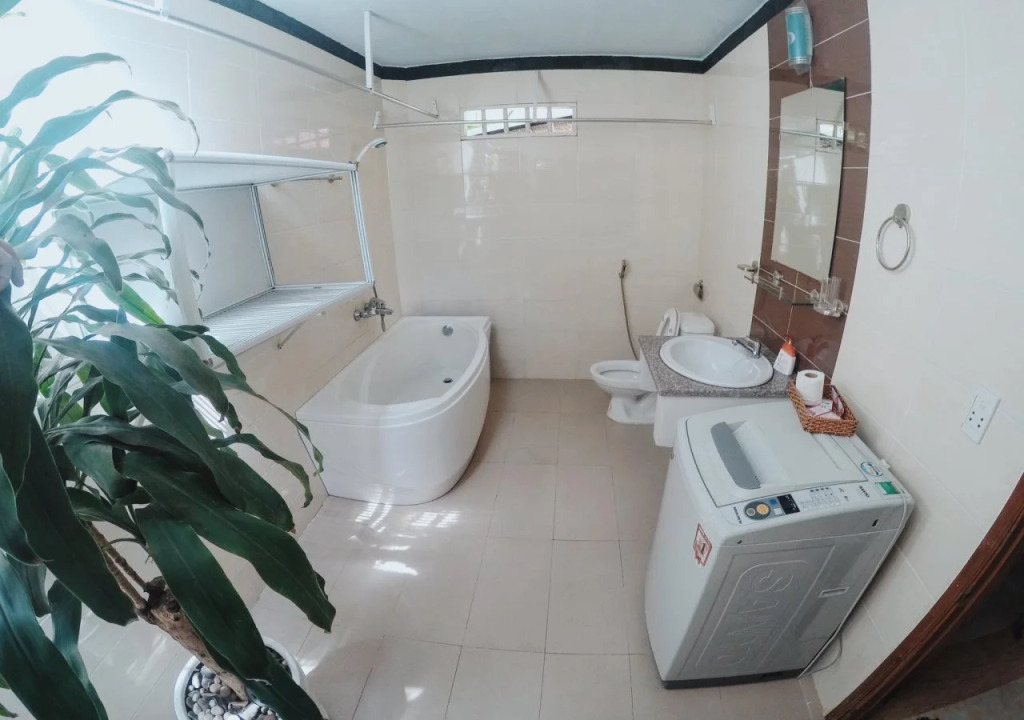 Sea Lavie Hostel