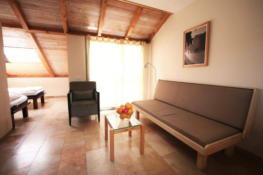 The Market Courtyard - Suites Hotel
