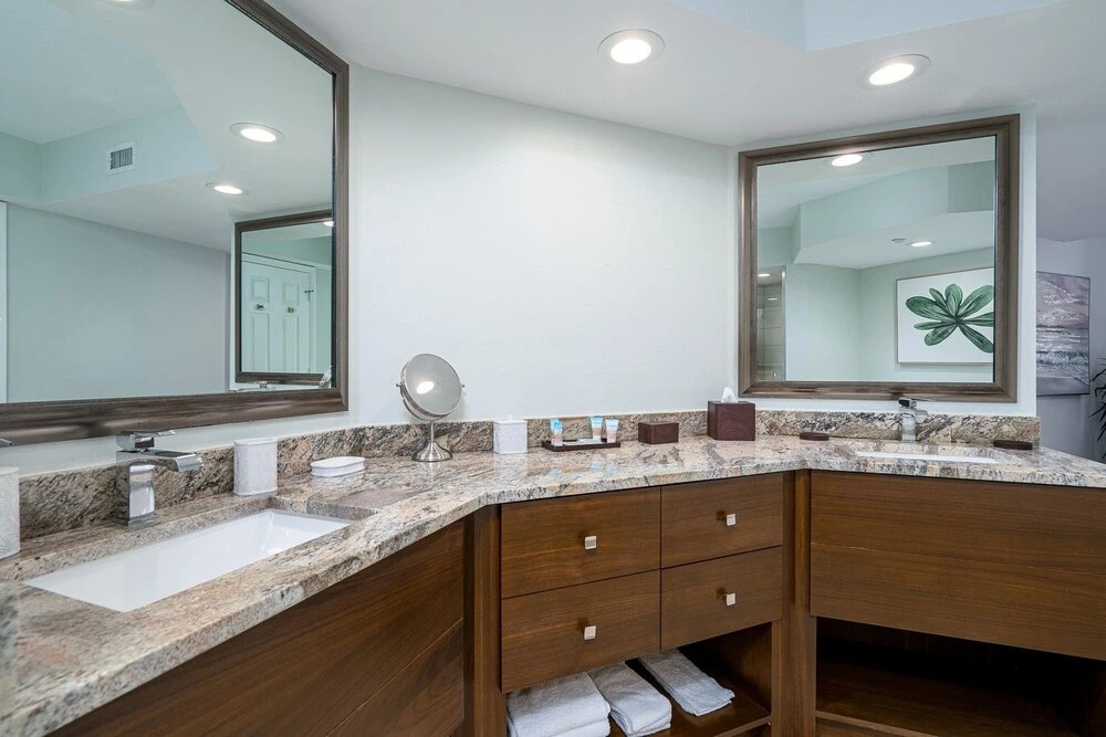 Immaculate Direct Gulf Front 3 Bedroom Condo - Gullwing 505 3 Condo by RedAwning