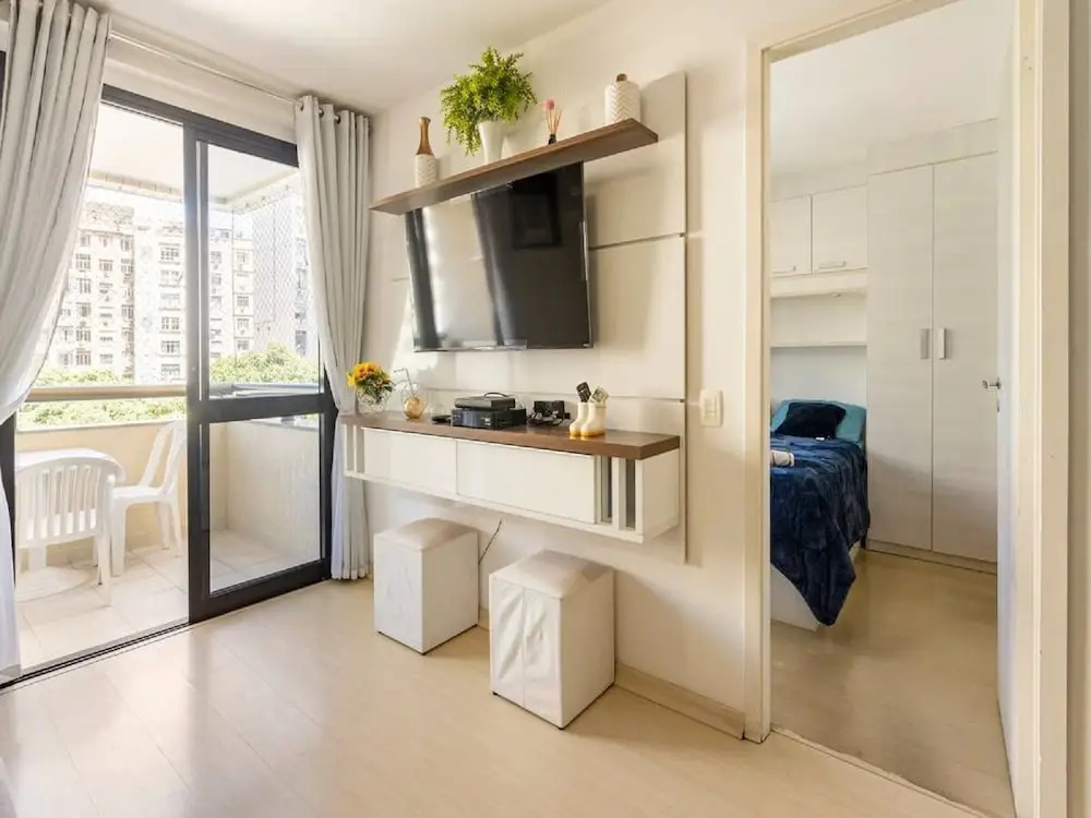 Flat com Piscina, Sauna e Estacionamento