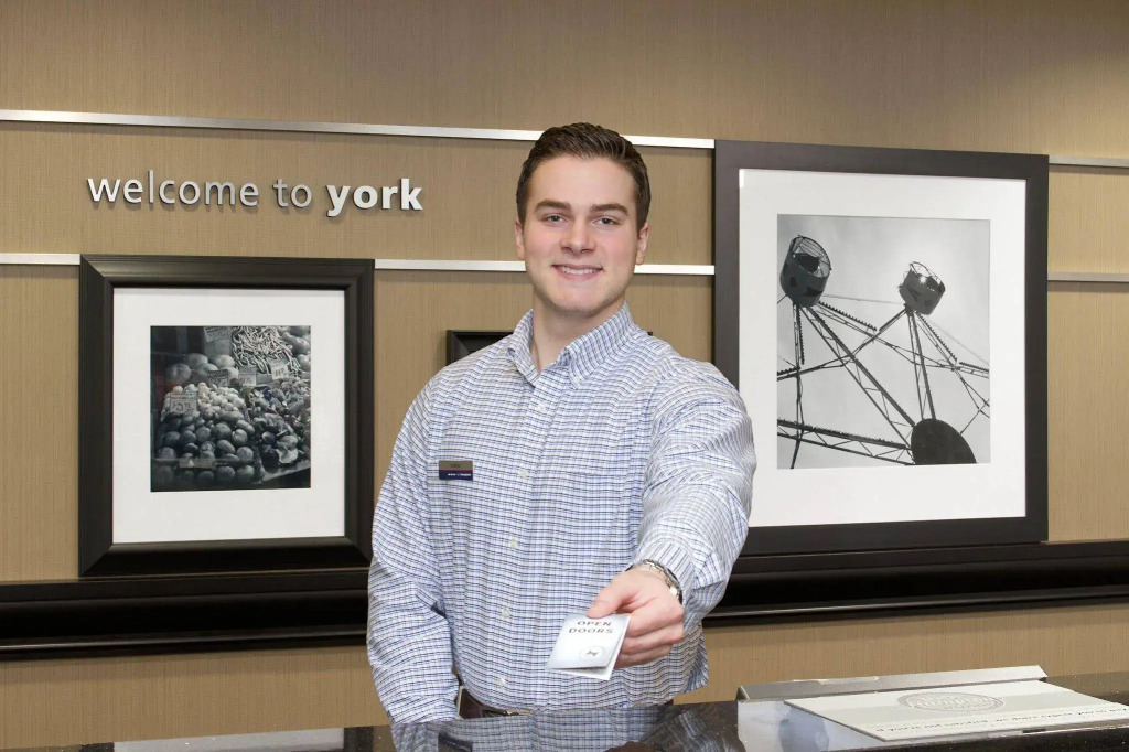 Hampton Inn & Suites York South