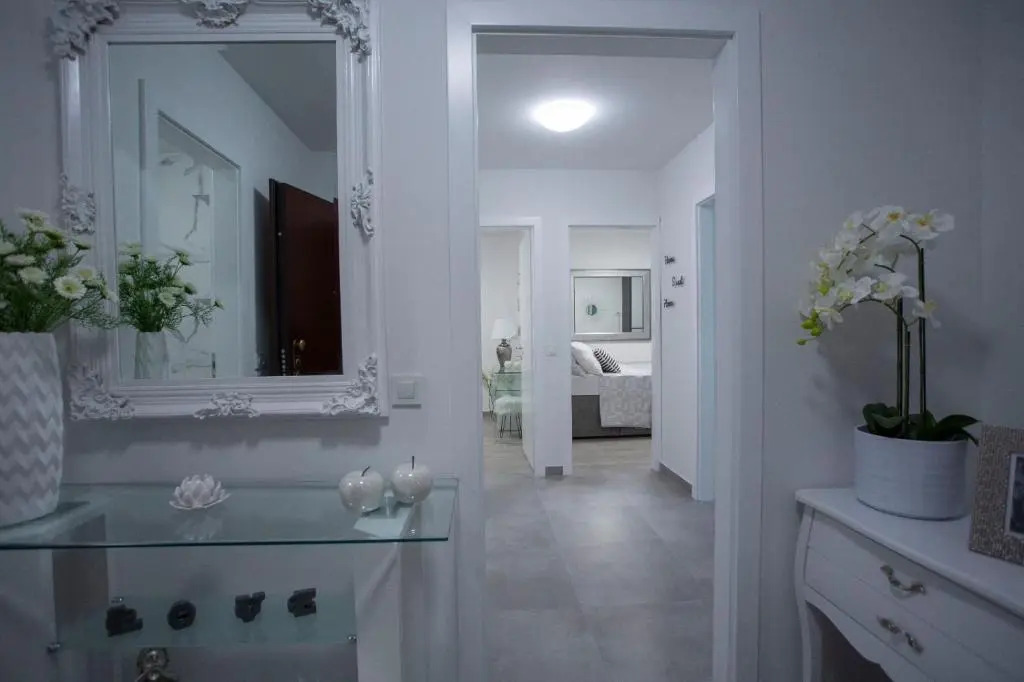 Lux penthouse with beautiful sea and island view 6 + 2