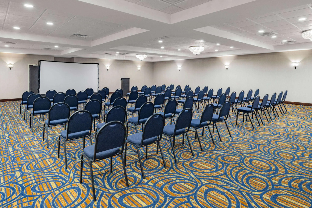 Days Inn and Suites by Wyndham Oxford