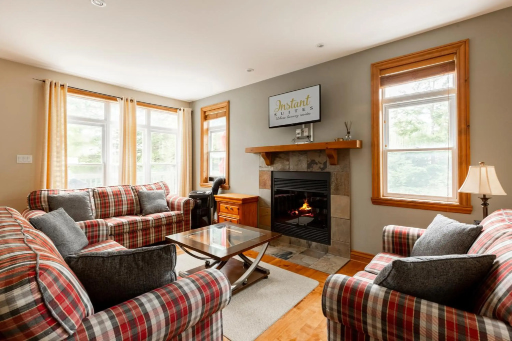InstantSuites - Cheerful 3 Bedroom Cottage On Golf Course